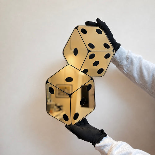 Dice Mirror